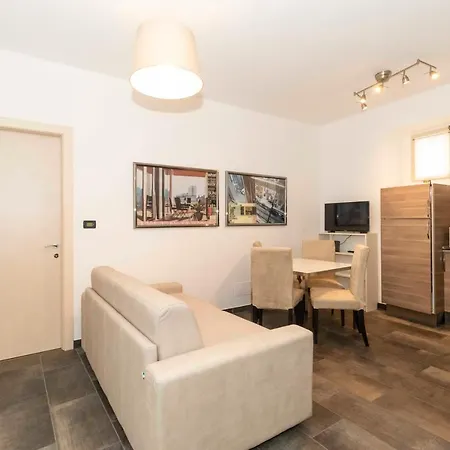 Apartamento Piazza Vittorio Veneto *