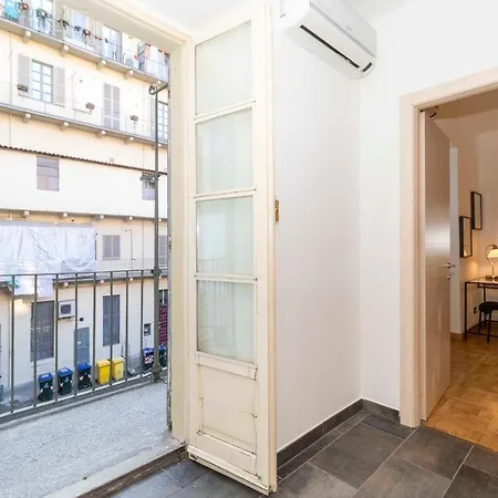 Guesthost - Piazza Vittorio Veneto Appartement