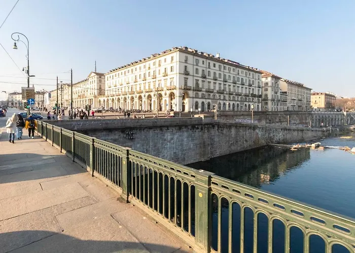 Guesthost - Piazza Vittorio Veneto Apartamento Turim
