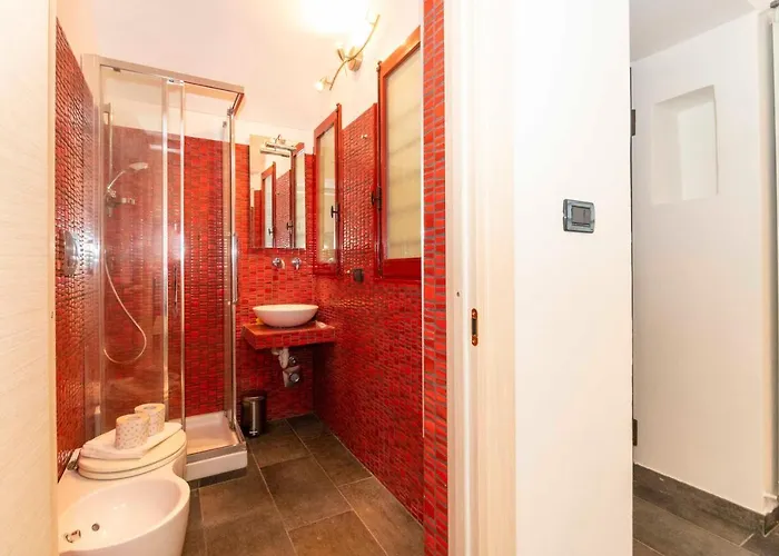 Guesthost - Piazza Vittorio Veneto Apartamento *